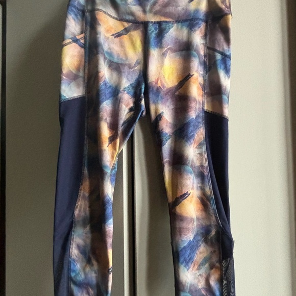 Gottex active wear , jacket and legging set - Picture 4 of 6